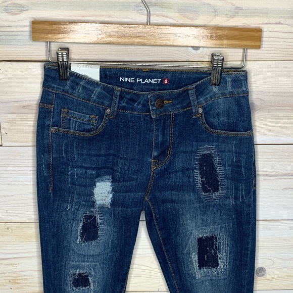 Size 0 Medium Washed Patched Distressed Jeans - Picture 3 of 10